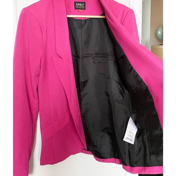 Hot Pink Blazer - Picture 4 of 10